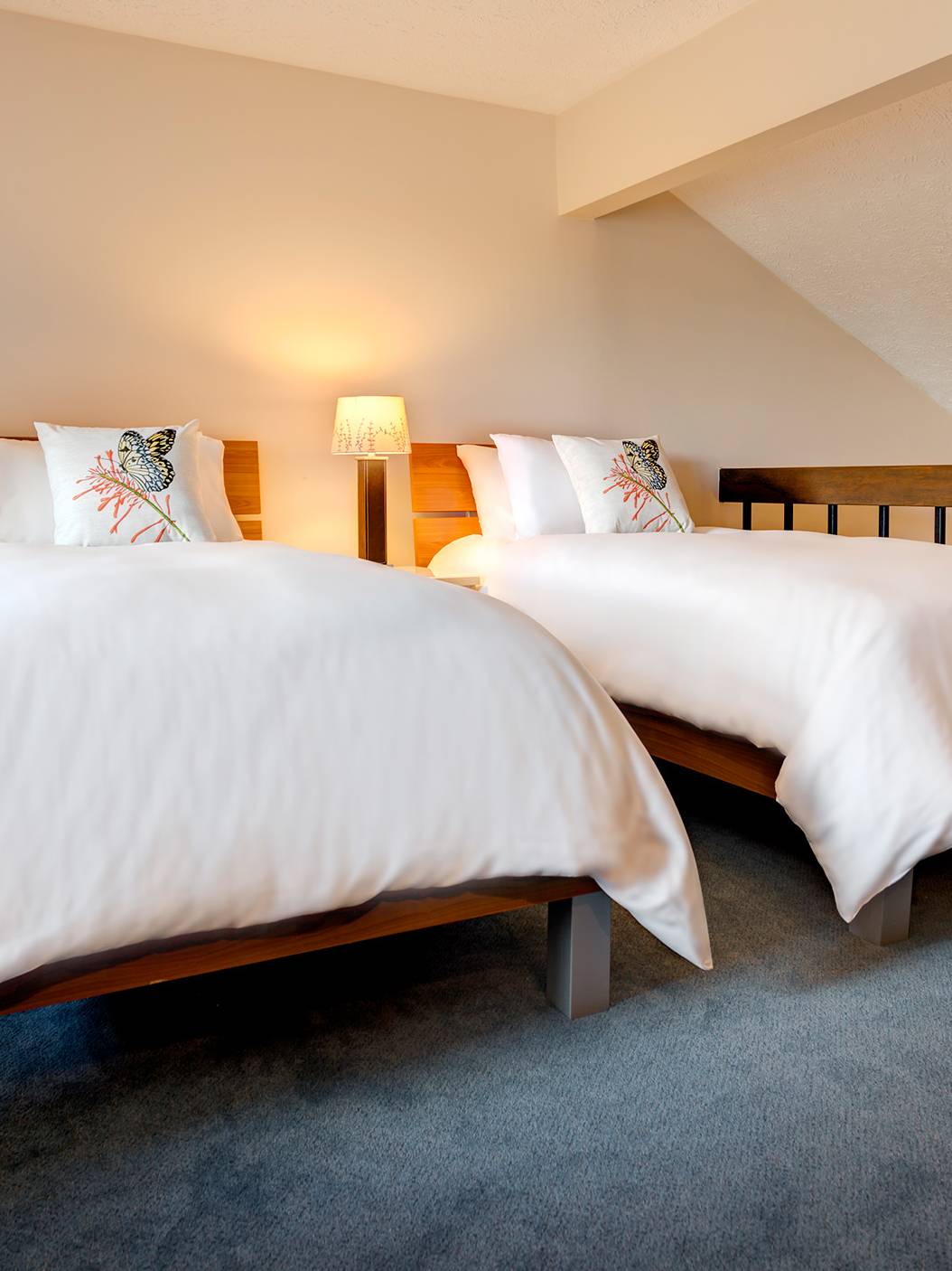 HHI Townhouse Twin Beds