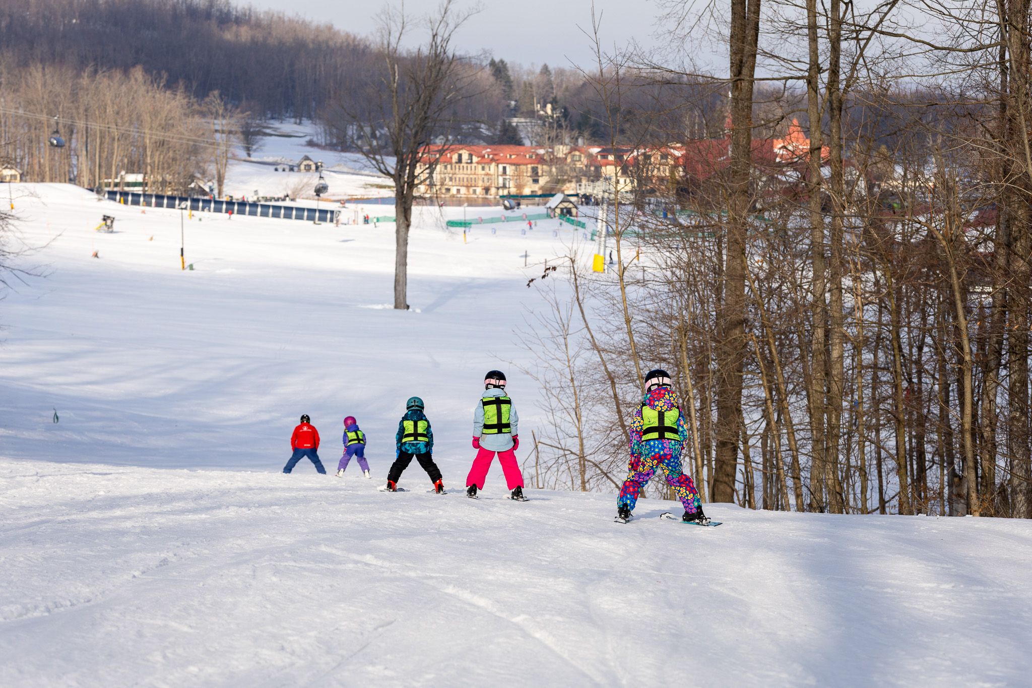 A kids camp lesson at The Highlands
