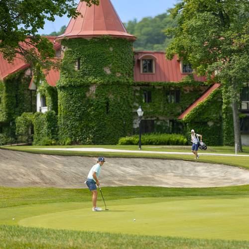 A group on the putting green