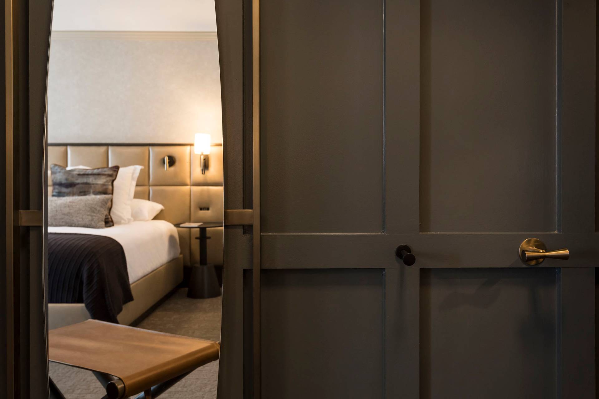 A main lodge room and mirror in the main lodge at The Highlands