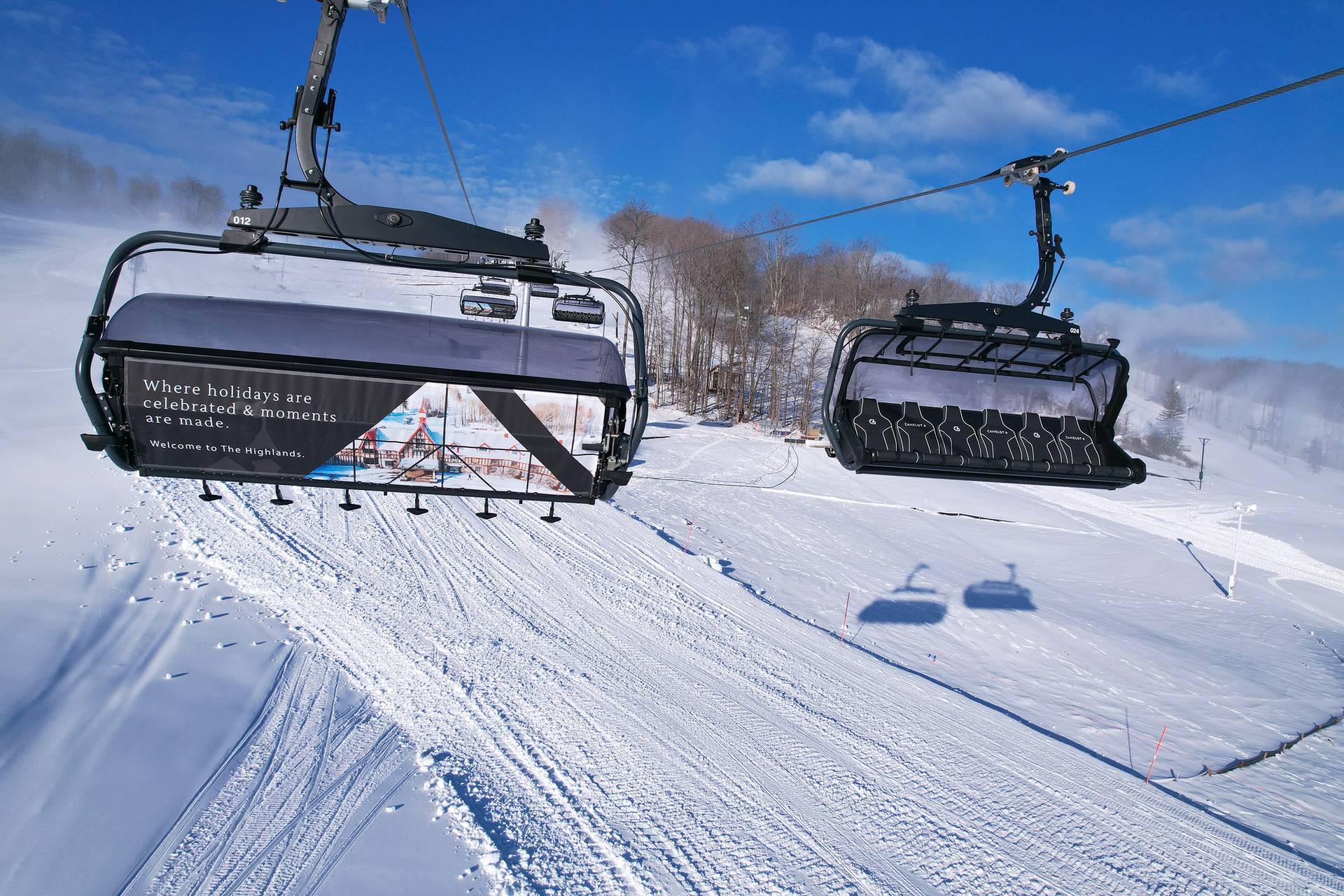 Camelot 6 chairlifts in action