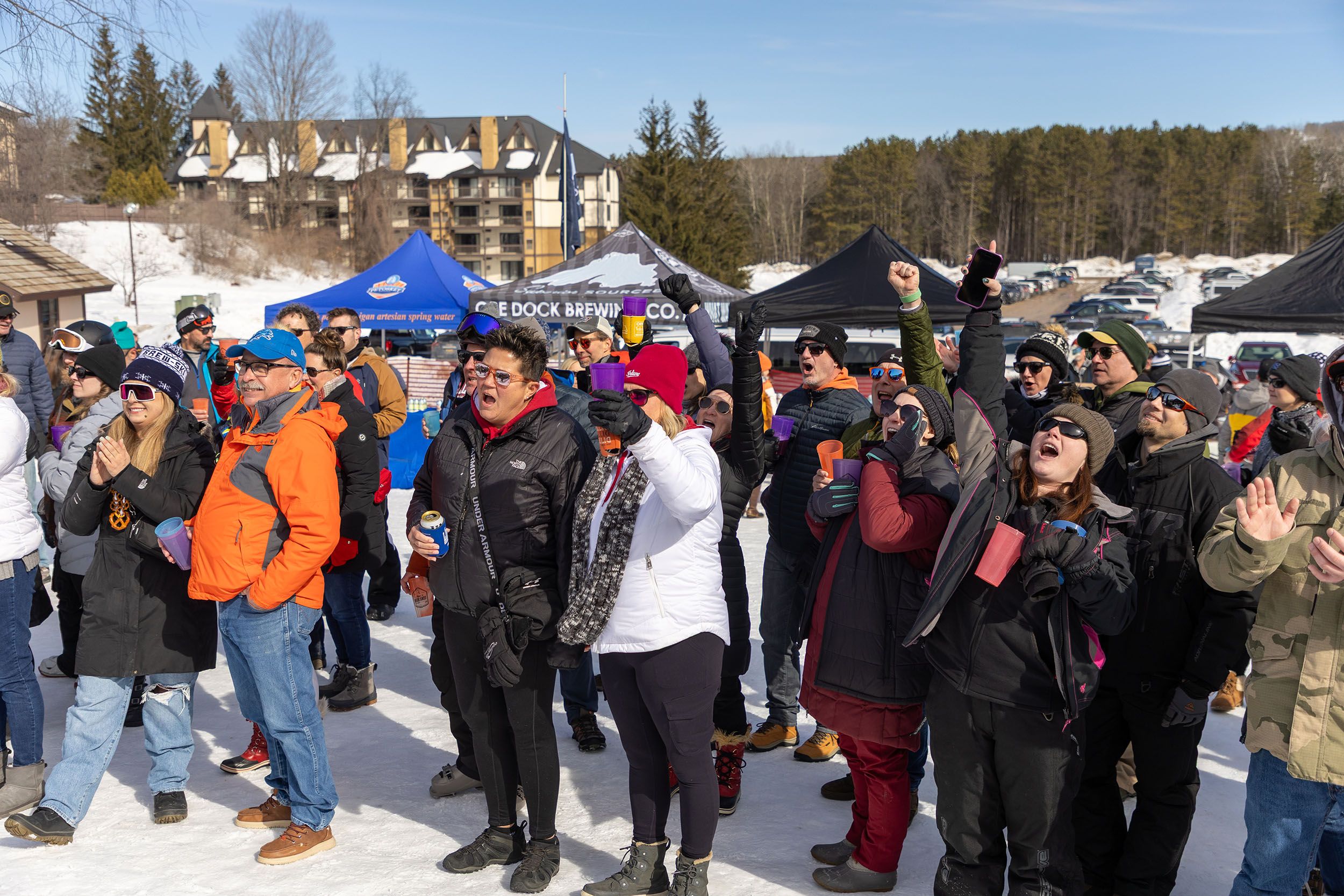 The crowd cheering at the Hops 'N Highlands event