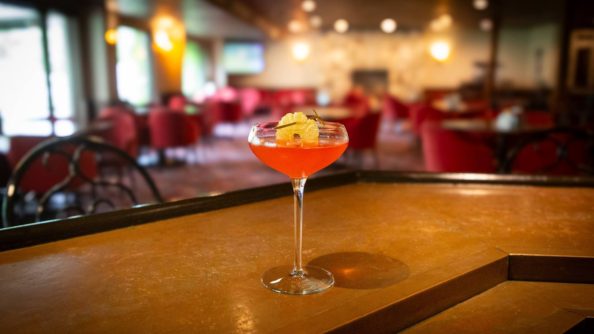 A cocktail in Slopeside Lounge at The Highlands