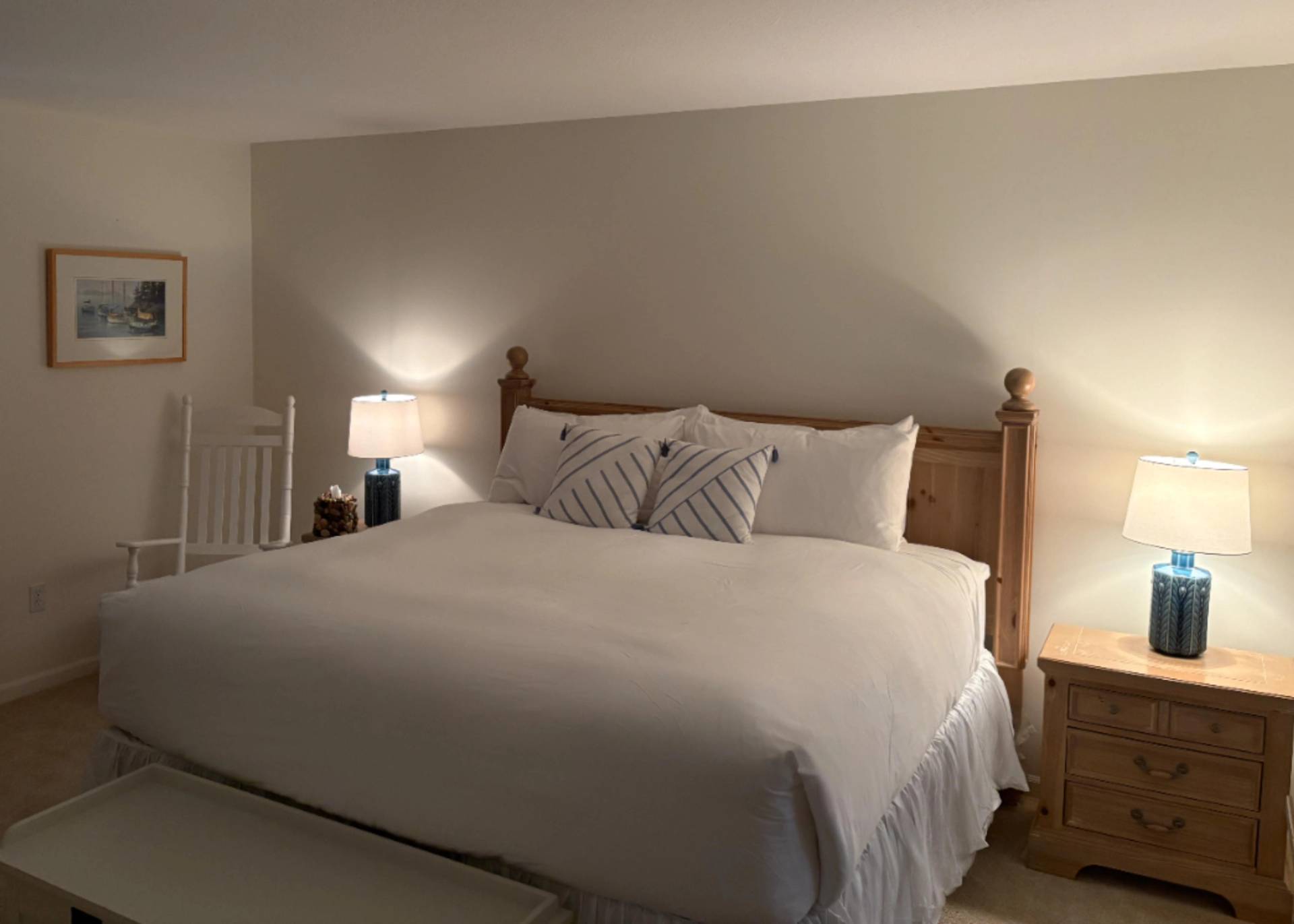 A queen size bed