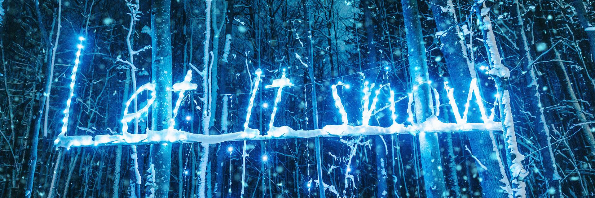 'Let It Snow' Interactive Sign on The Highlands Enchanted Trail