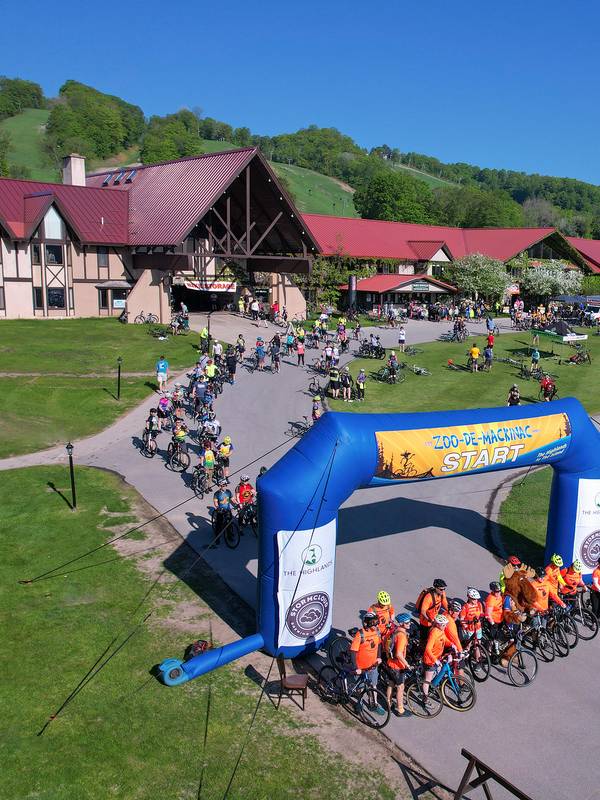 Drone shot of the Zoo-De-Mack starting line at The Highlands