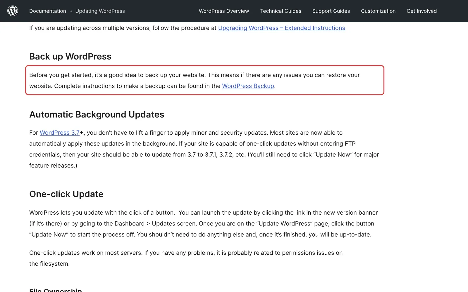 WordPress-Dokumentation Updating WordPress, Abschnitt Back up WordPress: der Satz, dass man vor dem Update die Website sichern sollte, um sie bei Problemen wiederherstellen zu können, ist rot umrahmt