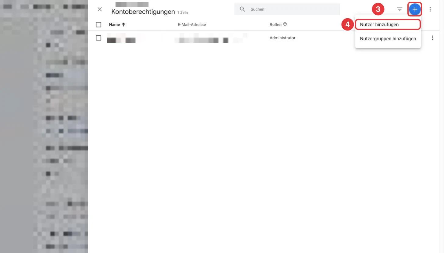 Kontoberechtigungen im Google Tag Manager mit markiertem Plus und Menüpunkt Nutzer hinzufügen
