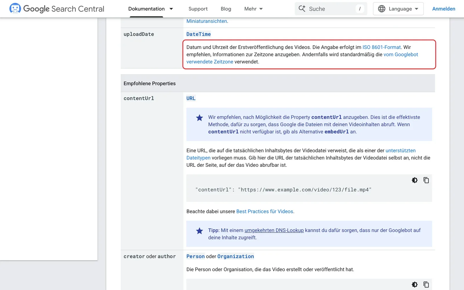 Google-Doku zu strukturierten Daten für Videos, die Beschreibung der Pflichtangabe uploadDate ist rot umrahmt, darunter beginnen die empfohlenen Angaben mit contentUrl