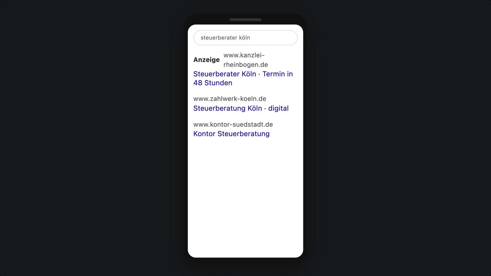 Smartphone mit einer Suchanzeige, rechts daneben ein quadratisches Anzeigenbild