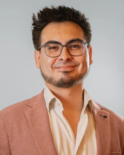 Retrato de EDUARDO CARVAJAL