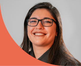 Retrato de Paulina Arellano, Directora de Arte en DualMedia