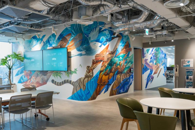 Okta Japanのオフィスアート完成!