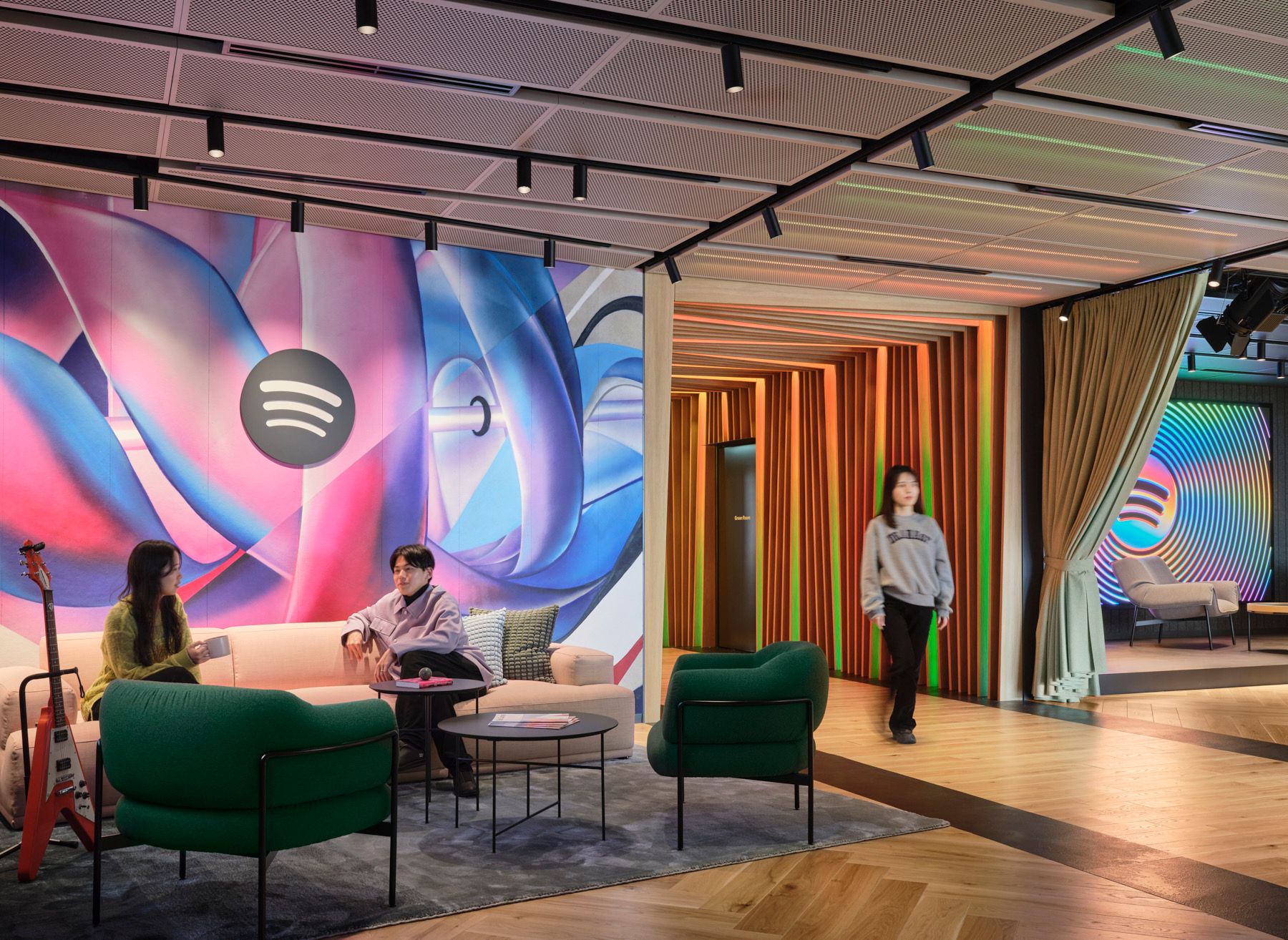 コンセプチュアル・アート クレドール＞画家・山口晃氏の発想のもと、ダイヤルに二次元と