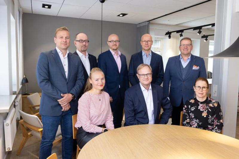 Brändikuvia LähiTapiolalle