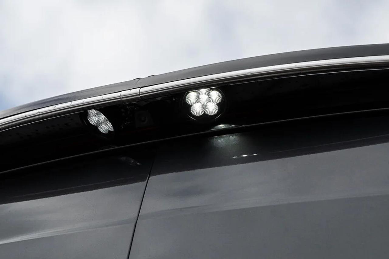  takaspoilerin led valo 