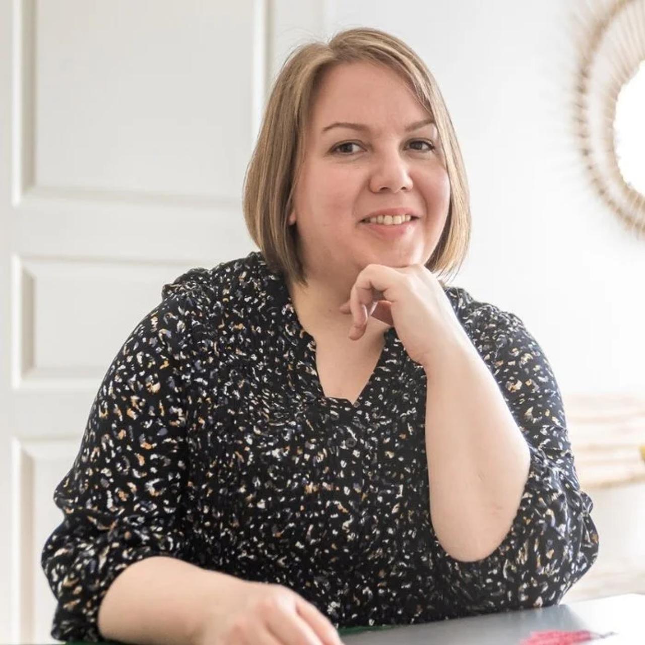 Miia Kuisma auttaa palveluyrittäjiä saamaan uudet Wordpress-kotisivut päivässä tai parissa. Nettisivut: https://miiakuisma.fi LinkedIn: https://www.linkedin.com/in/miia-kuisma/ Instagram: https://www.instagram.com/webdesignmiiakuisma/