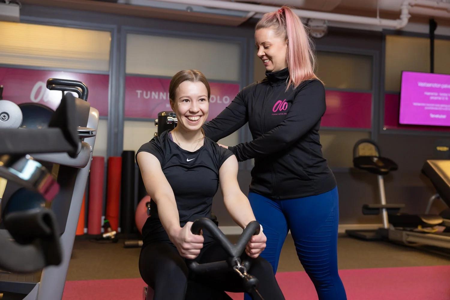 Brändikuvia naisten Liikuntakeskus Ololle