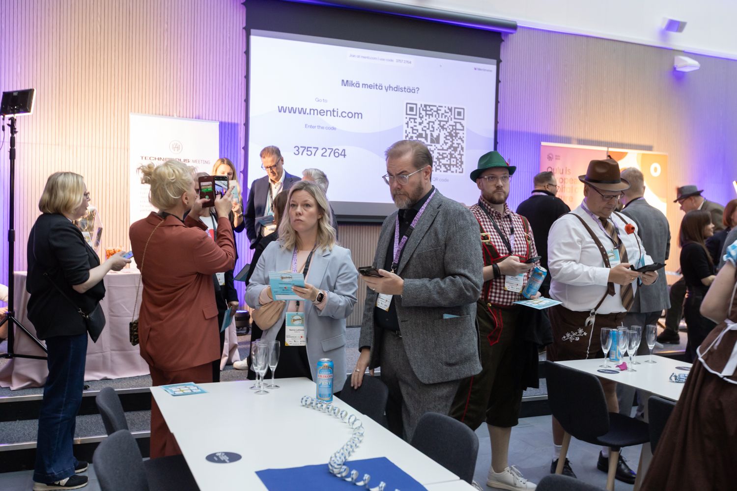 Oulun kauppakamarin Oktoberfest-verkostoitumistapahtuman valokuvaus (ja lyhytvideot)