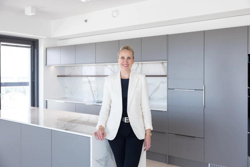 Esittelyvideo, lyhytvideoita sekä valokuvia Skanska Kodeille Oulun Plaanatornin asunnosta