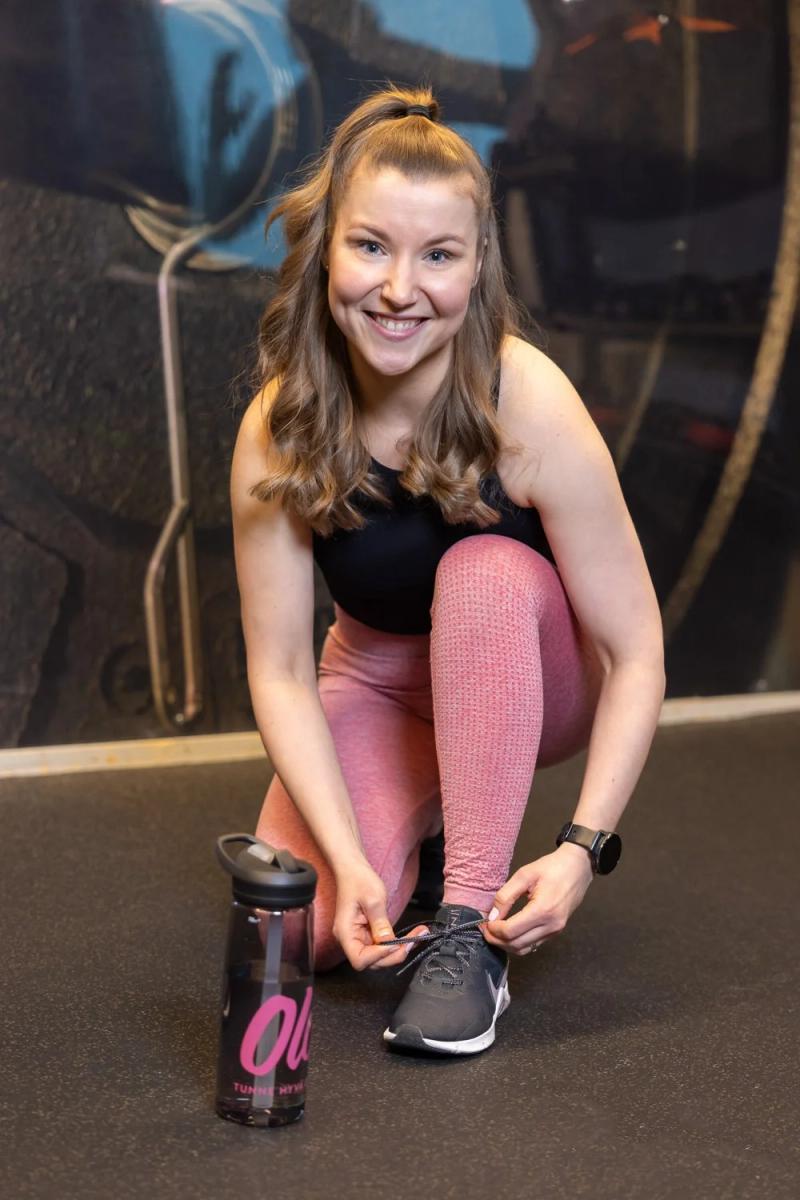 Brändikuvia naisten Liikuntakeskus Ololle