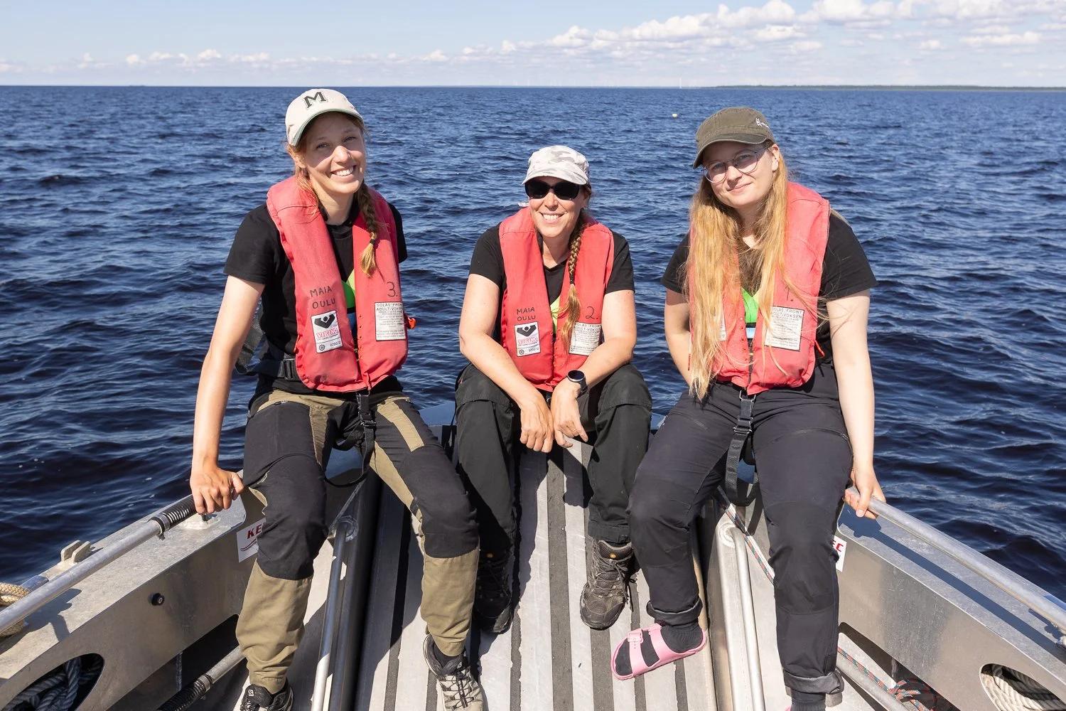 Meribiologi viihtyy pinnan alla – Videokuvaus ja valokuvaus artikkeliin