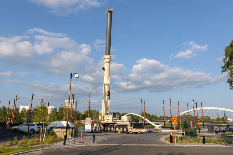 Yrityskuvaukset Oulussa: Nostovideo ja valokuvat E. Helaakoskelle