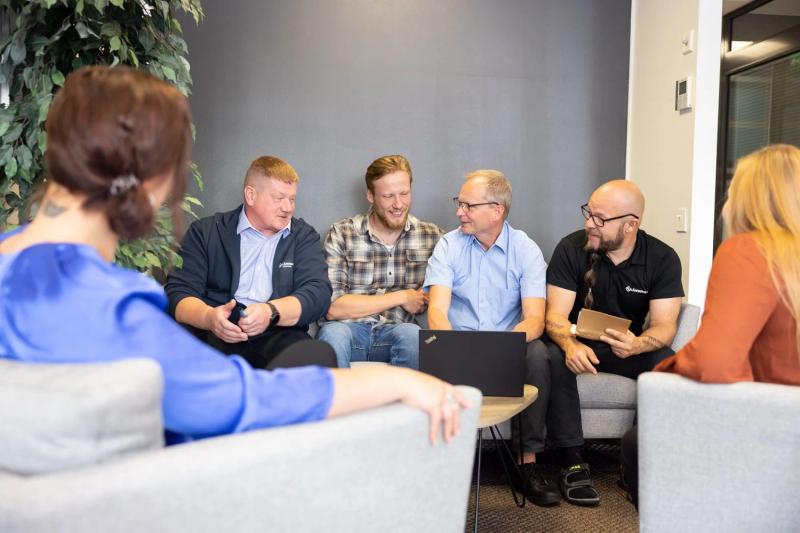 Brändikuvia LähiTapiolalle