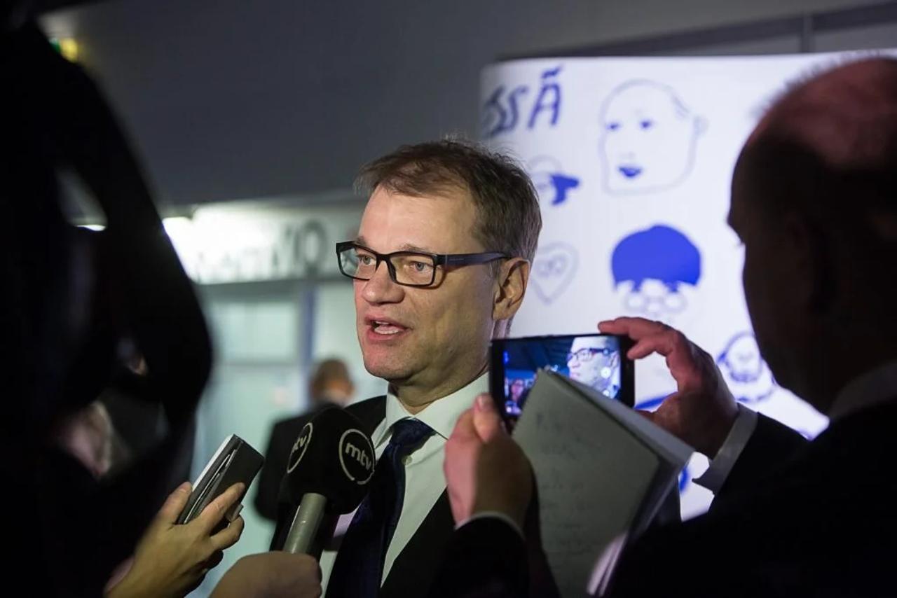  Pääministeri Sipilä median edessä 
