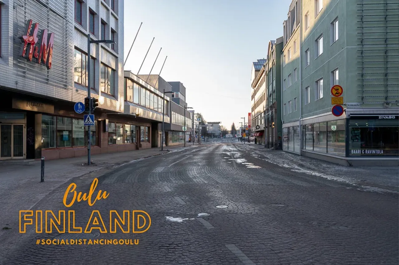 #socialdistancingoulu