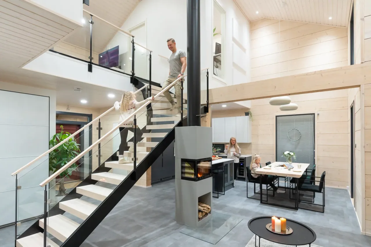 Mainoskuvat Hirsiset Oy:lle Oulussa