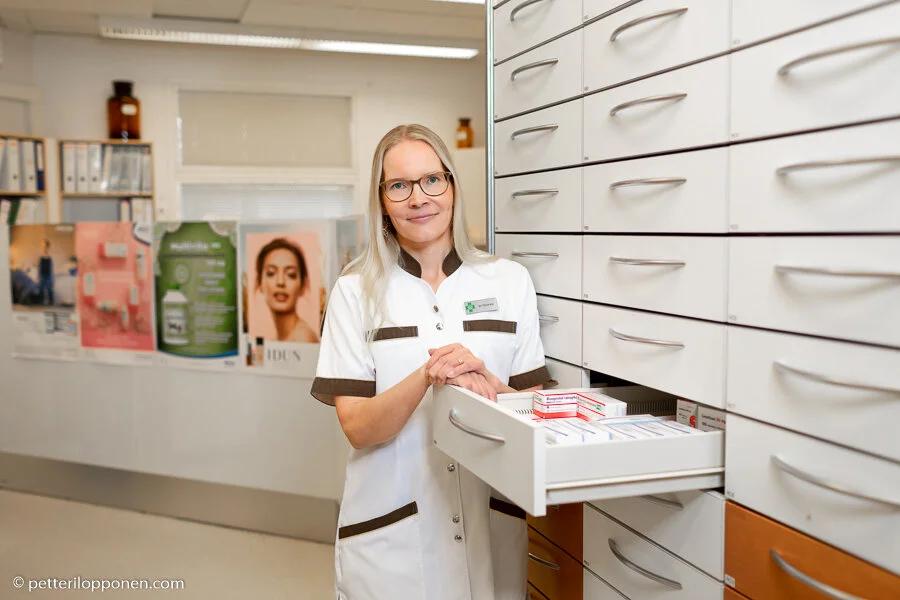 Artikkelikuvaus Farmasia-lehteen | Lehtikuvaukset Oulu