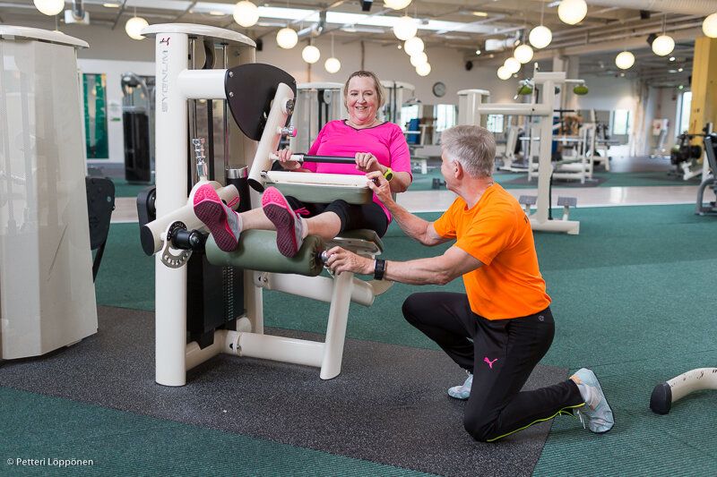 Kuvituskuvia Entisten nuorten hyvinvointi kirjaan