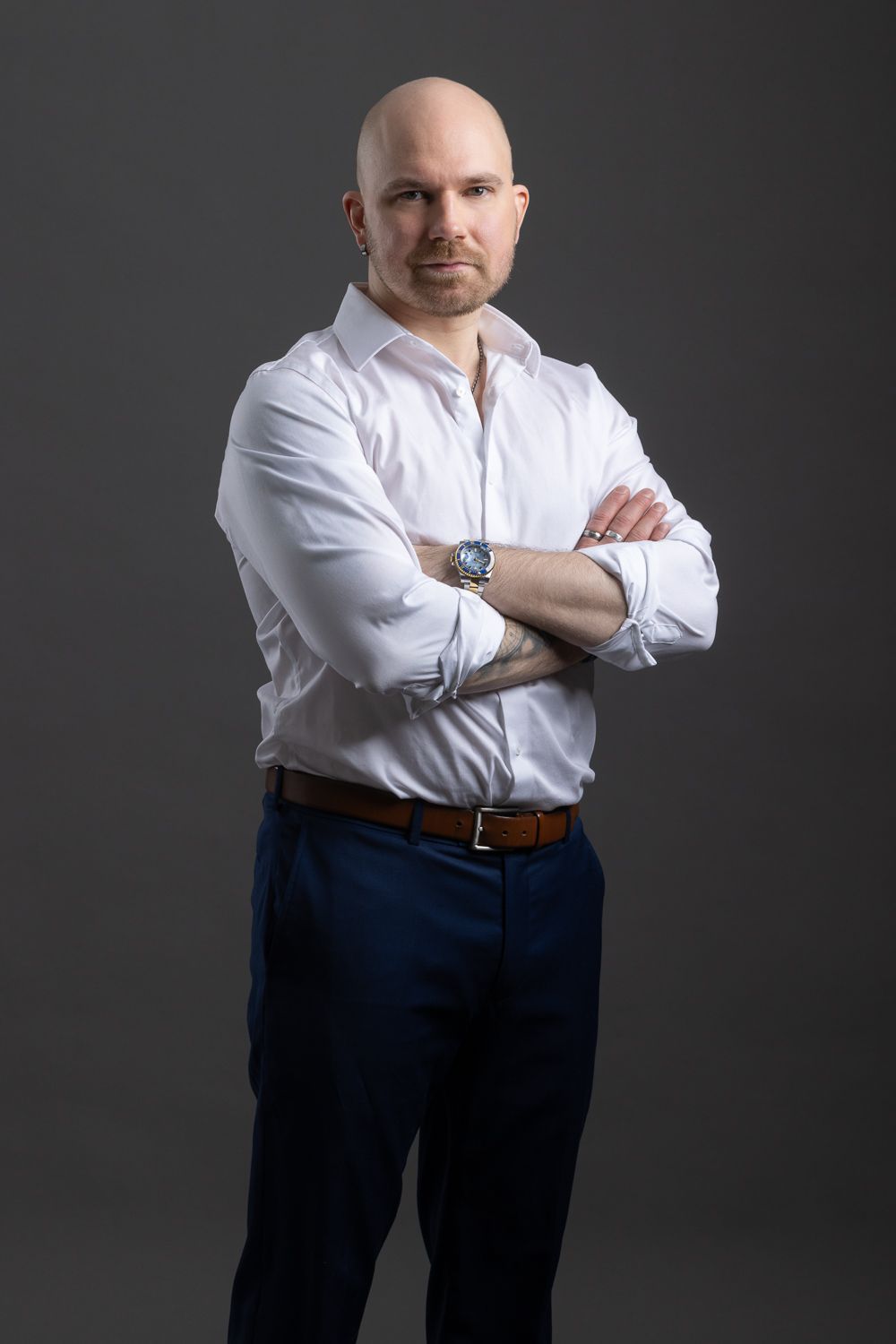 One person, many roles – a personal branding session in the studio