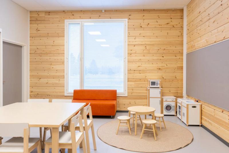 Referenssikuvaukset Tevella Oy:lle Kirkkomännikön päiväkodissa Tyrnävällä