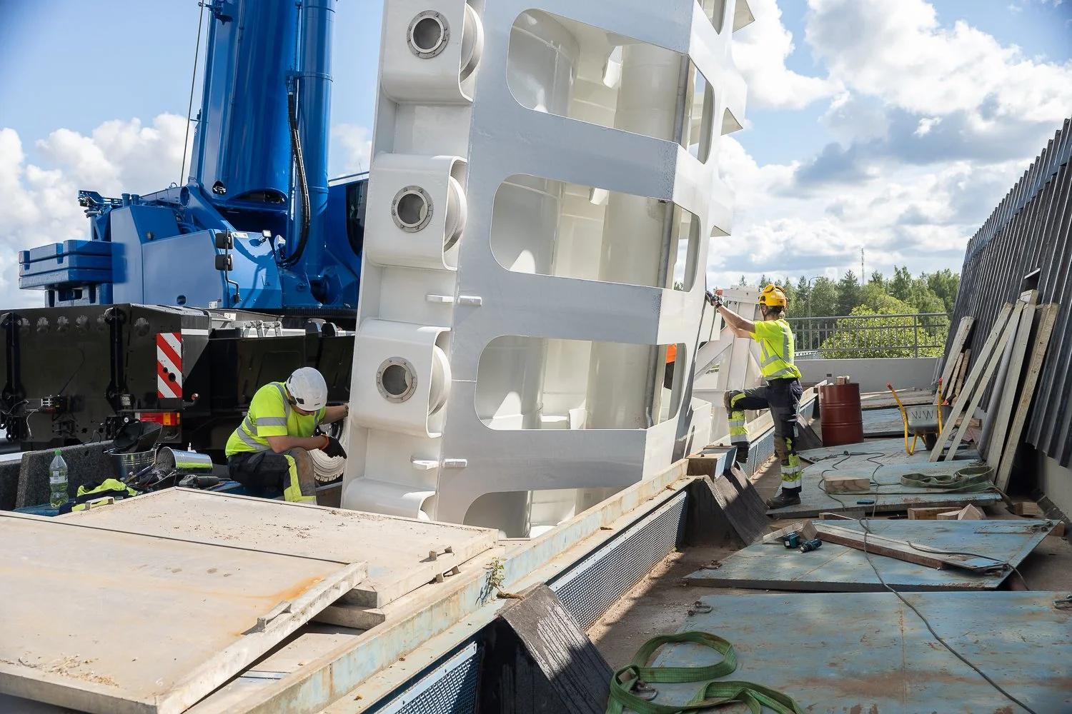 Reference images and video for West Welding Oy