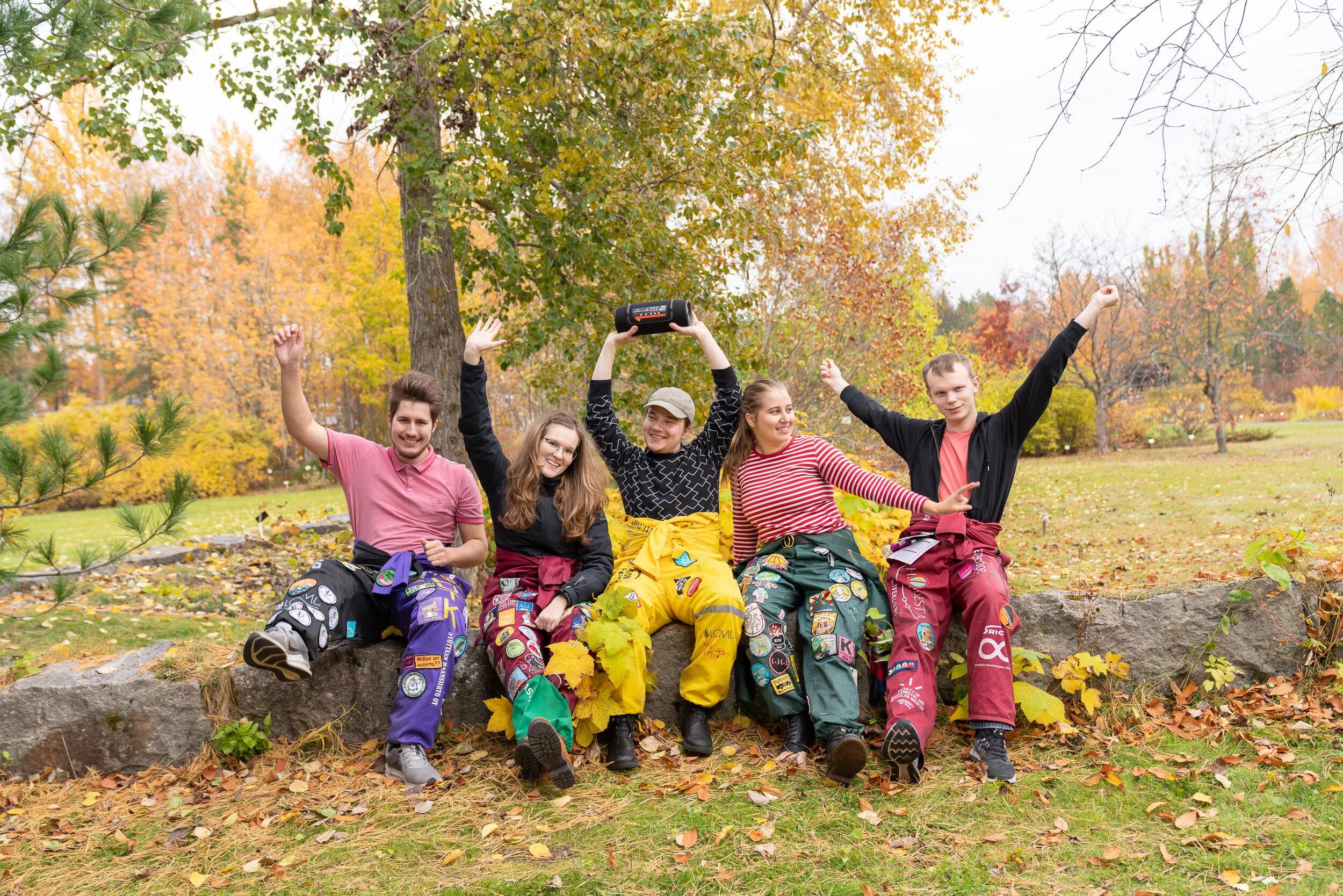 Markkinointiviestintäkuvia Loimu ry:lle