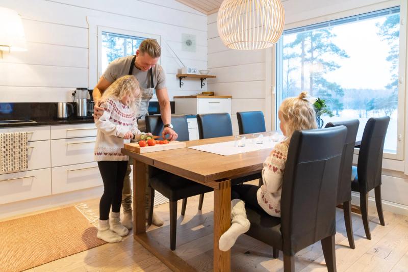 Mainoskuvat Hirsiset Oy:lle Oulussa