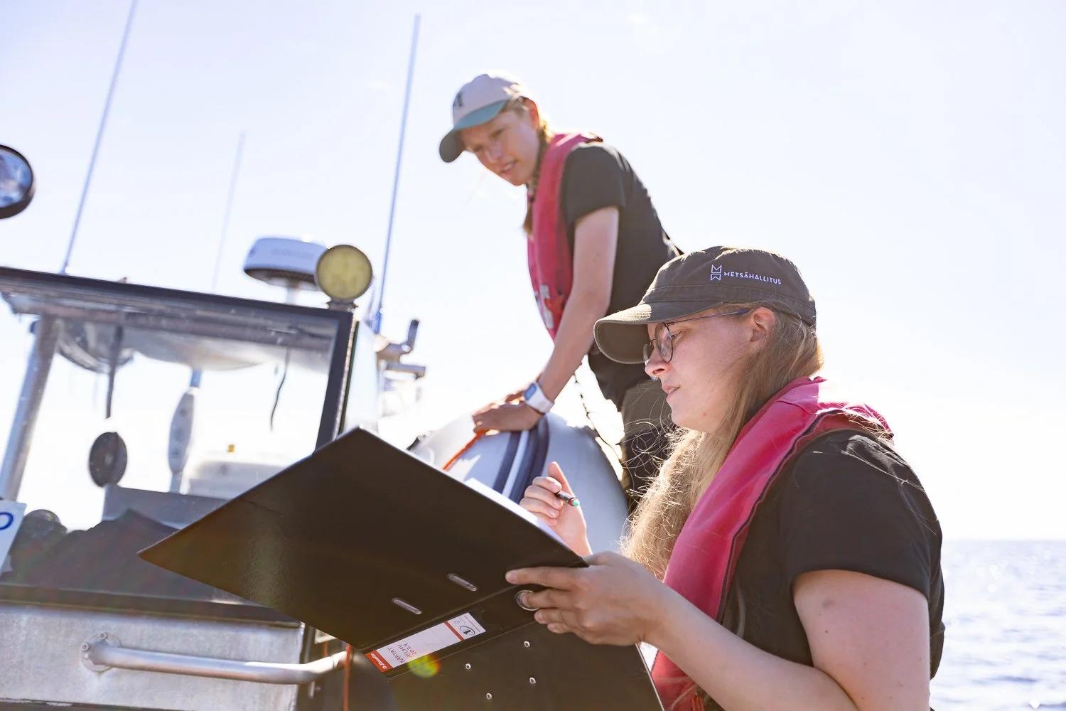 Meribiologi viihtyy pinnan alla – Videokuvaus ja valokuvaus artikkeliin