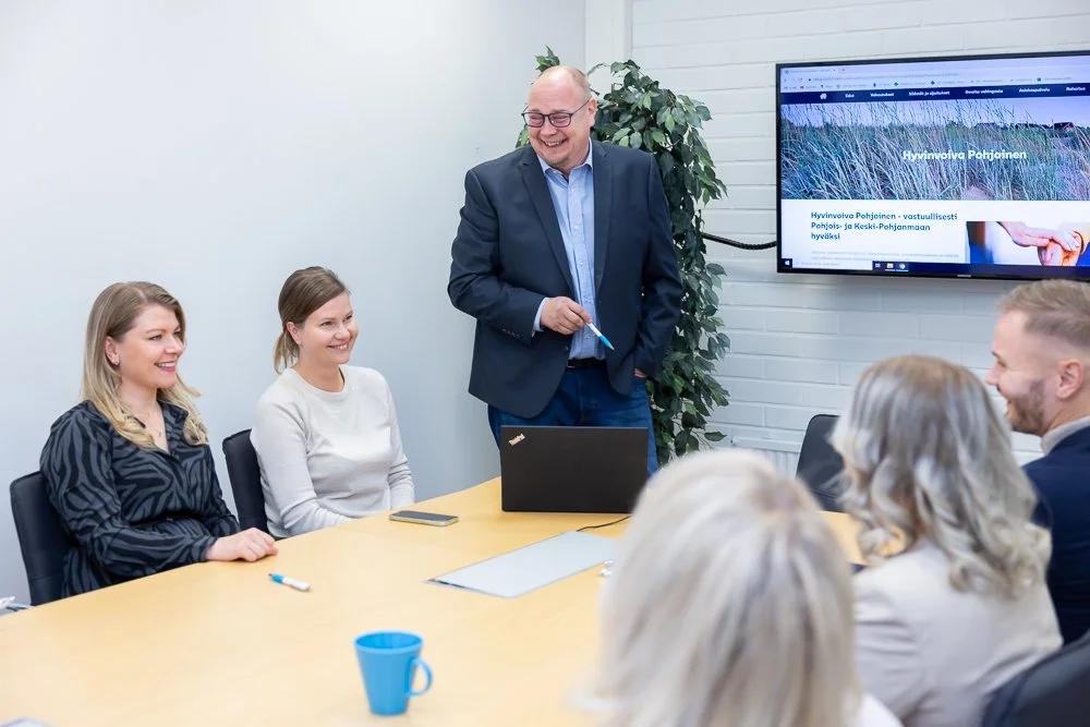 Brändikuvia LähiTapiolalle