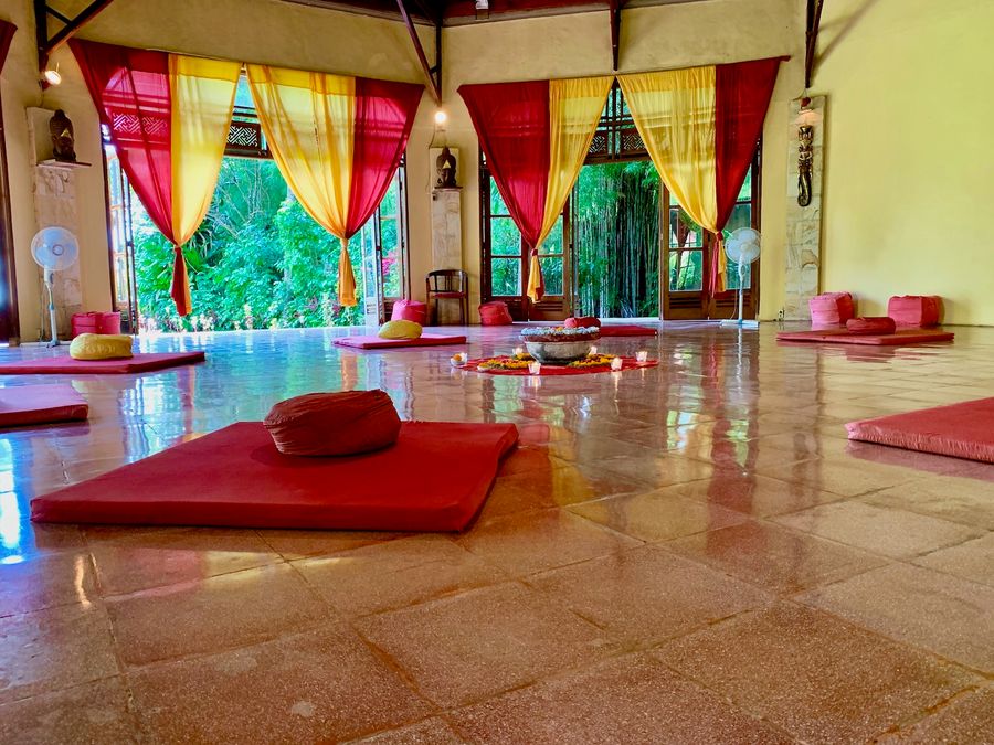 Meditation im Bali Mandala