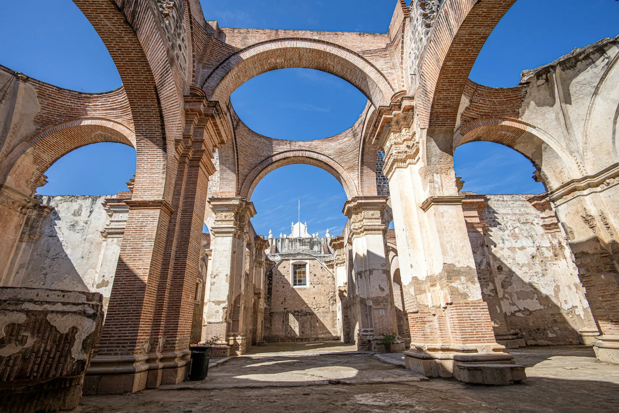Walking Tour Antigua Guatemala: 2