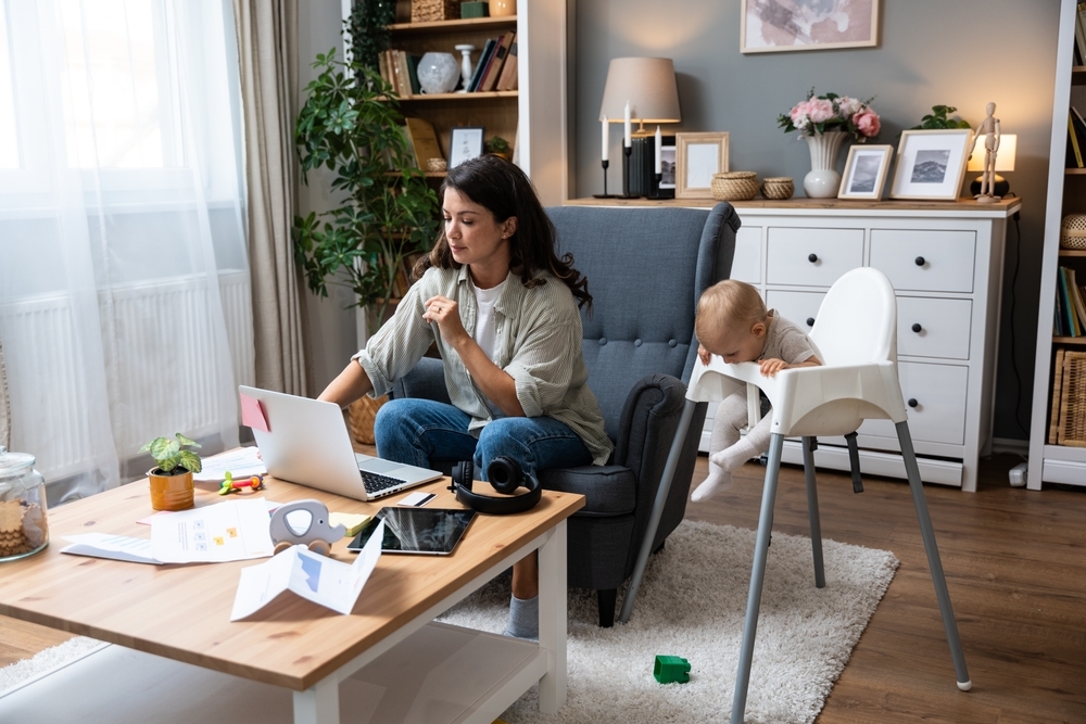 Image Status Quo Order in a Delaware County Divorce: Who Pays the Mortgage After One Spouse Moves Out?