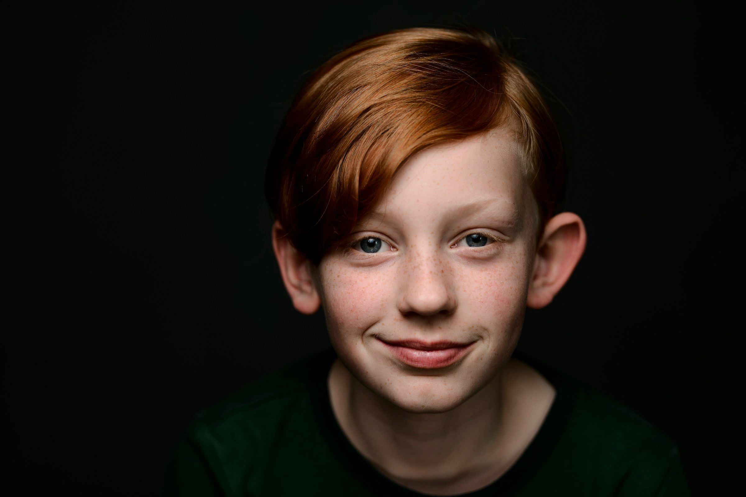 boy wearing black shirt