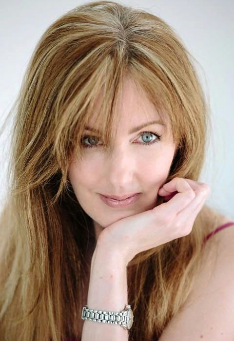 Rachel Amphlett