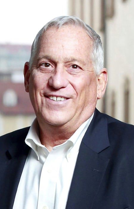 Walter Isaacson