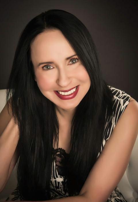 Lisa Renee Jones