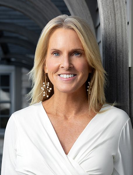 Elin Hilderbrand