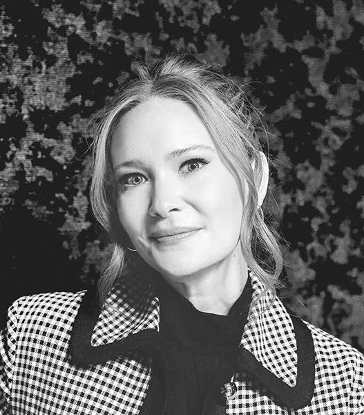 Sarah J. Maas