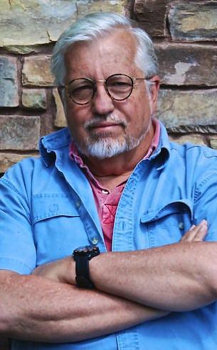Dan Simmons
